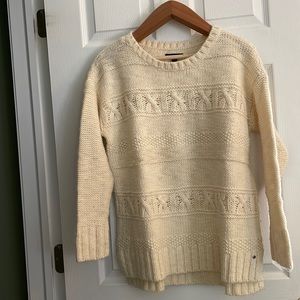 American eagle long sleeve sweater